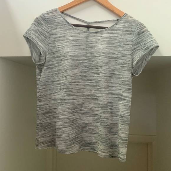Grey backless shirt, a little bit see through - Picture 3 of 4
